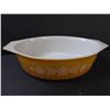 Image 2 : Pyrex Butterfly Gold Casserole and Vintage Pyrex Blue Garland 2.5 Quart Lid