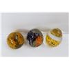 Image 3 : (3) Art Glass Paper Weights