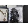Image 8 : Keychain, Bracelets, Earrings and Necklaces