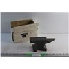Image 1 : Cast Steel Anvil - 9lb