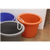 Image 3 : *(3) Plastic Tubs