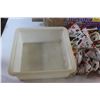Image 8 : Plastic Pitcher, Burlap, Container with Lid, Table Cloth, Oven Mitts and Kitchen Towels
