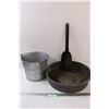 Image 1 : Galvanized Steel Bucket 10" x Metal Soot Bucket & Shovel - 16" x 4"