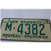 Image 2 : New Brunswick License Plate - 1975