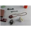 Image 2 : Necklaces, Keys, Wallets, Praying Hands Ornament, Lock and Misc.