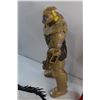 Image 8 : Action Figures - Hulk, Thor, Iron Man. Minecraft and a Dinosaur