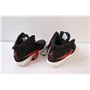 Image 2 : Pair of Air Jordan Running Shoes - Size 5.5