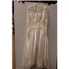 Image 1 : * Wedding Dress - Size 12