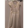 Image 5 : * Wedding Dress - Size 10