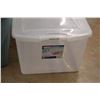 Image 2 : *63L Sterlite Container with Lid and (2) Plastic Totes with (1) Lid 23'' x 16'' - Some Damage
