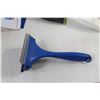 Image 3 : (4) Dustpans, Mop Bucket, Cleaning Brush