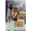 Image 2 : Assorted Kitchenware and Tote