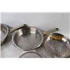 Image 4 : Pot, (3) Pans, (2) Strainers