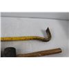 Image 3 : (2) Rubber Mallets, Crowbar