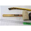 Image 5 : (2) Rubber Mallets, Crowbar