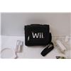 Image 7 : Nintendo Wii System w/ Bar Sensor in Case, Wii Sports Game, Controller & Grips, Nunchuck, Sports Ada