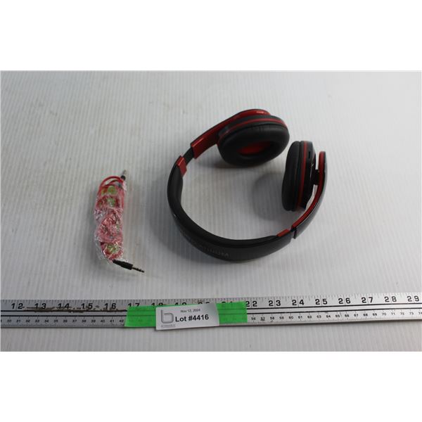 Overear Escape Platinum Headphones with Headphones Cable - As Is