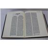 Image 3 : NRSV ue Holy Bible w/ Apocrypha Journal Edition