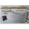 Image 2 : Elegant Lace Gravy Boat w/ Tray