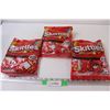 Image 1 : (3) Skittles Fun Size Packages