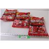 Image 1 : (3) Skittles Fun Size Packages
