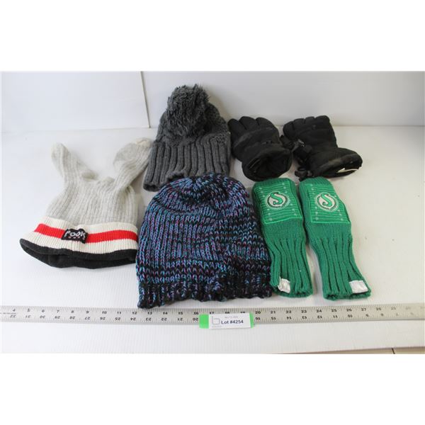 (3) Toques, Pair Windriver Gloves, Saskatchewan Roughriders Mittens