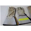 Image 2 : (2) Pairs Of Leather Work Gloves