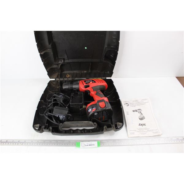 Skil 12 Volt Battery Operated Drill w/ Changer And Case- As is- Needs To Be Charged