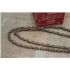 Image 5 : Chain with Hooks 16' and a Plastic Crate