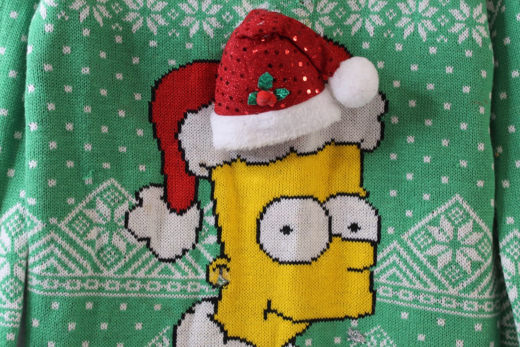 Simpsons Christmas Sweater Size Men's Small Some Wear as
