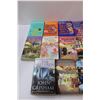 Image 2 : (16) Books: Lilian Kackson Braun, Book Thief, John Grisham, Murder Mystery Theme, Misc.