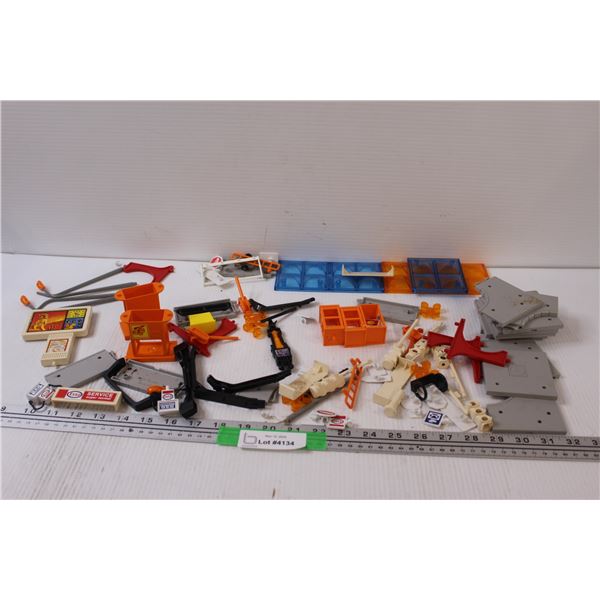 Vintage Majorette Street Set Building Set