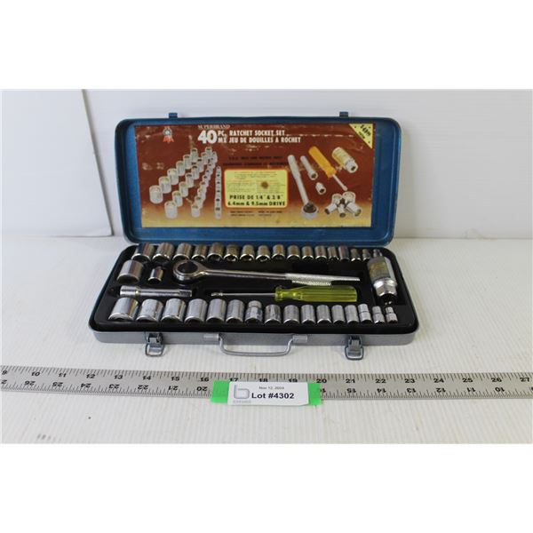 Superbrand 40 Piece Ratchet Socket Set