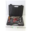 Image 1 : Multi Tool Kit (Vise Grip, Wrench/Socket Set, Allen Wrenches, Needle Nose Pliers)