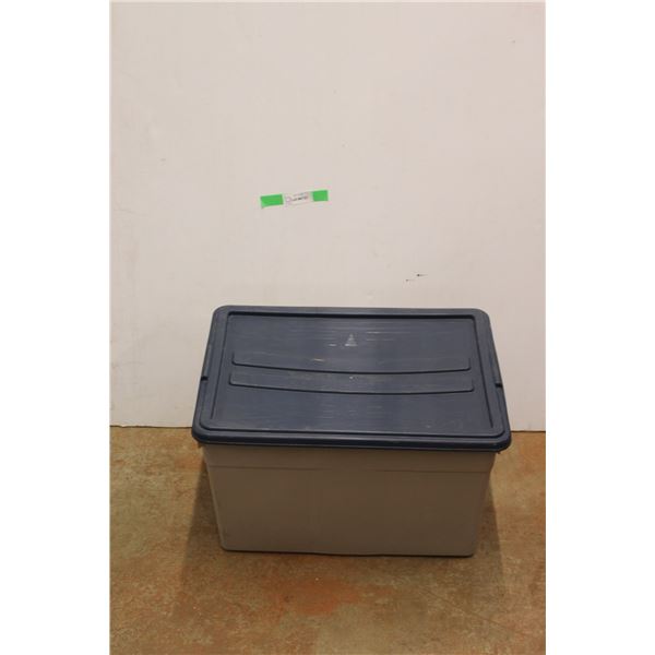 *Plastic Tub with Lid 23'' x 14'' - Some Cracks