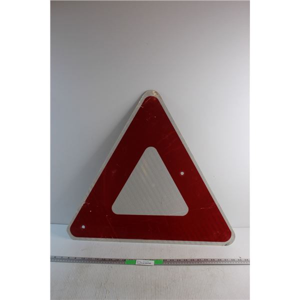 Yield Traffic Sign - 23.5 x 27.5
