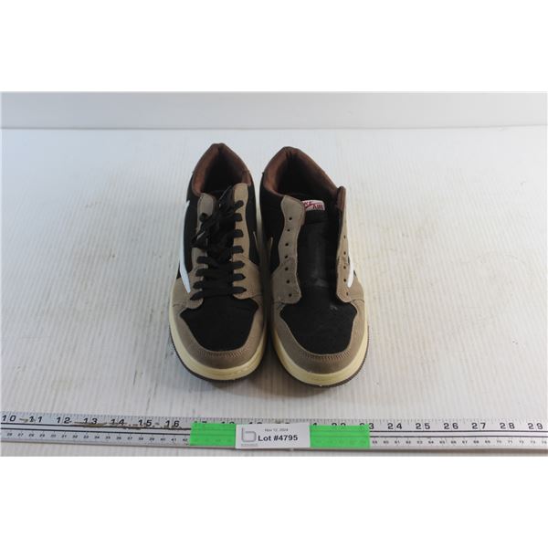 Nike Sneakers - Size 9.5, Authenticity Not Guaranteed