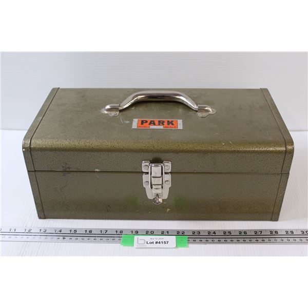 Park Model Metal Tackle Box w/Contents
