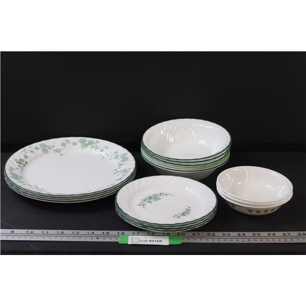 Corelle Dishes Set: (4) Dinner Plates, (4) Dessert Plates, (9) Bowls
