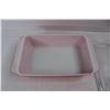 Image 4 : Vintage Pink Scroll Pyrex Casserole Dish w/ Lid