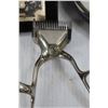 Image 4 : (2) Vintage Roseries, Vintage Tree Brand Hair Trimmer, Misc.