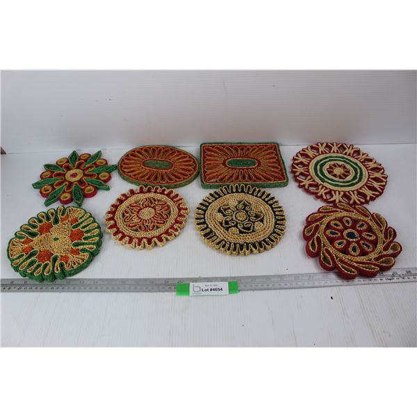 (8) Various Straw Pot Holders