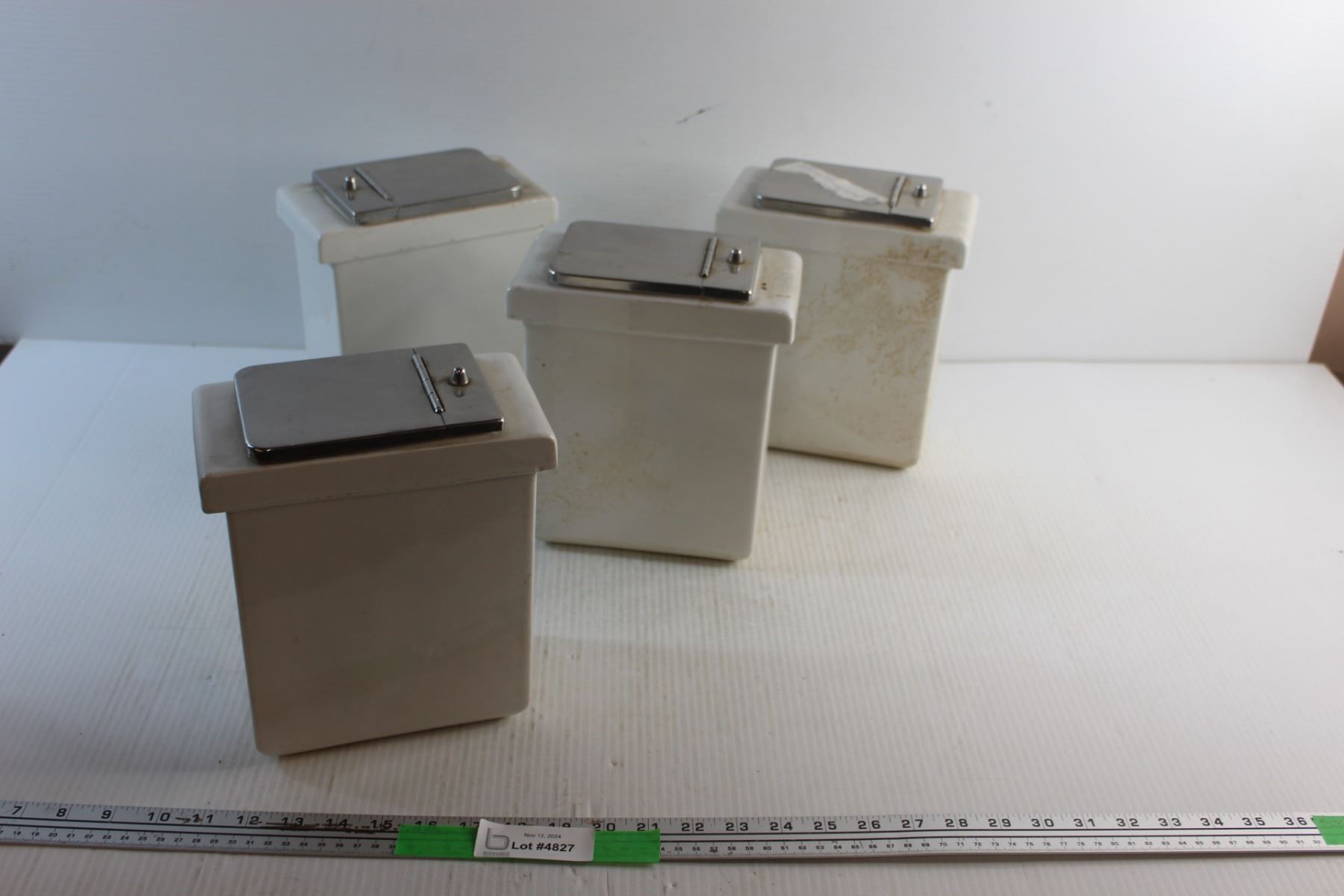 *(4) Ice Cream Topping Storage Containers