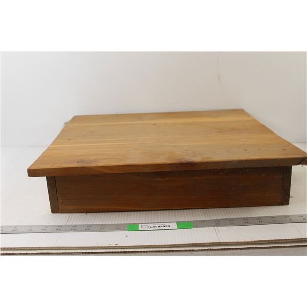 Wooden table Top - 20" x 19" x 4"