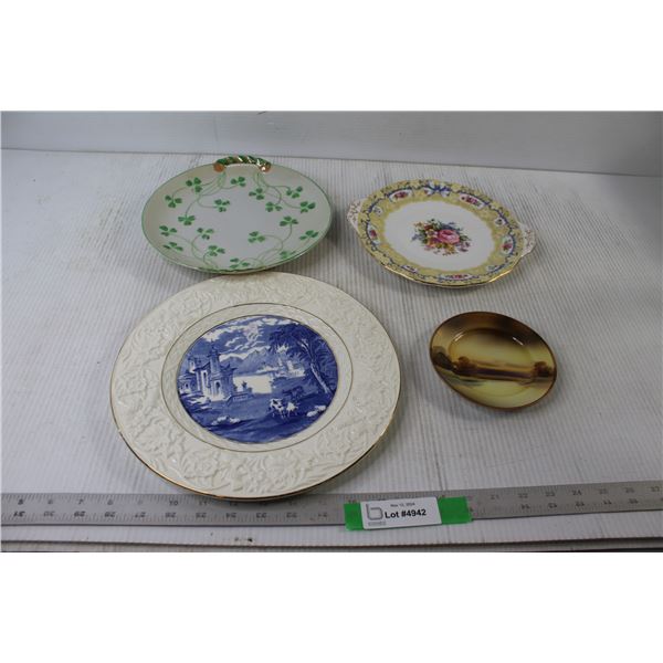 (4) Decorative Plates