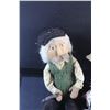 Image 5 : (2) Berets and Plush Old Couple Dolls