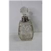 Image 2 : Clear Glass Perfume Bottle w/ Lid