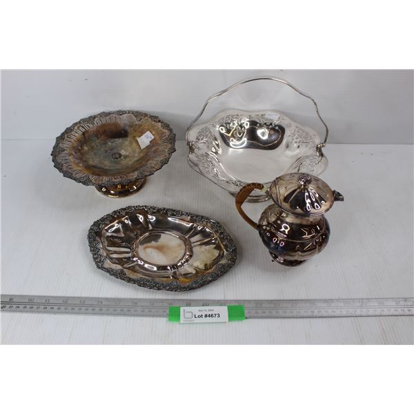 Vintage Plated Teapot w/ (3) Bowls/ Trays