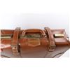 Image 4 : *Vintage Leather Birkdale Suitcase, 21'' x 9'' x 15.5''- As Is