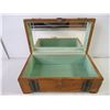 Image 4 : Wooden Jewelry Box with Trinkets